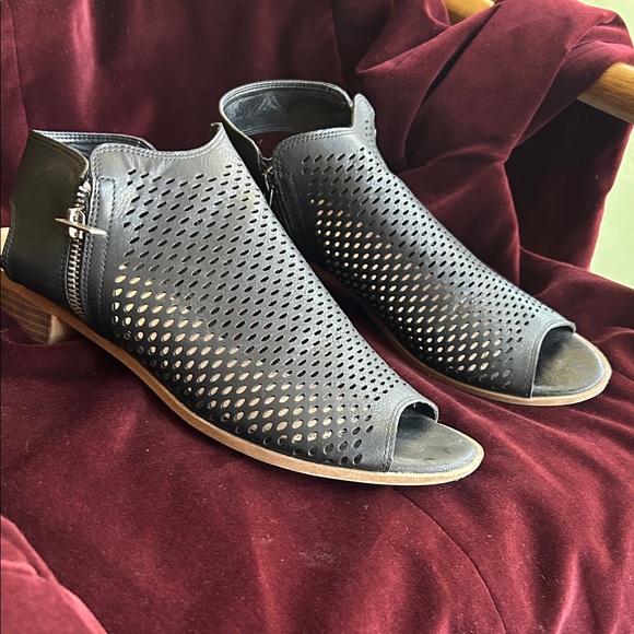 TWO pair of booties! Black and Tan J Adams Maddie and Tracy booties! LIKE NEW! - Picture 11 of 15